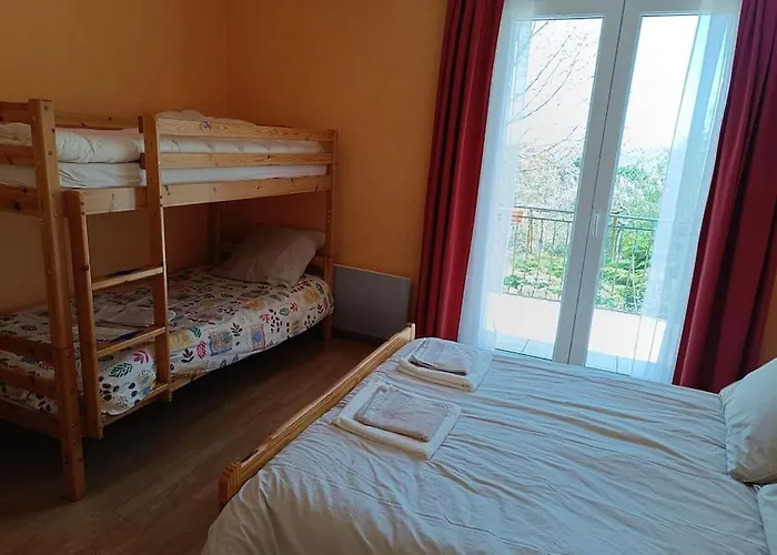 Dom wakacyjny Charmante Maison Familiale A Realmont-tarn