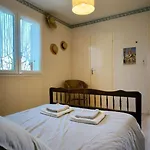 Dom wakacyjny Charmante Maison Familiale A Realmont-tarn