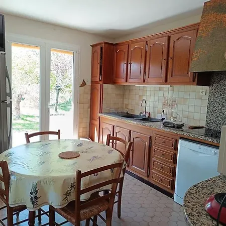 Charmante Maison Familiale A Realmont-tarn Holiday home Realmont