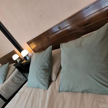 Nyaraló Charmante Maison Familiale A Realmont-tarn